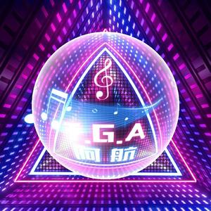 老汉趴在嫩妇身上耕耘h视频
